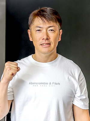 旭啓介