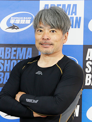 小菅誠