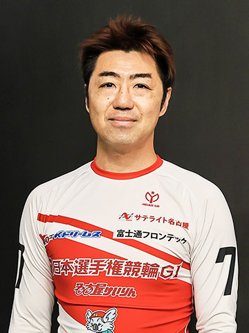 山田義彦