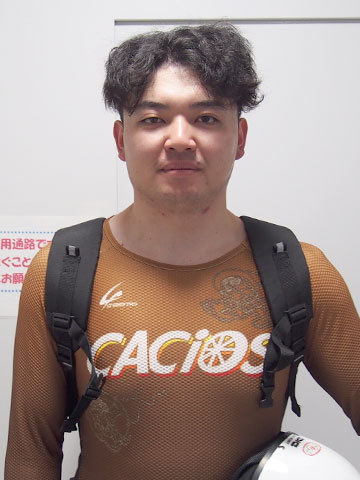 鶴淳志